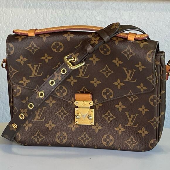 💎✨GORGEOUS✨💎Authentic Louis Vuitton Crossbody Bag - Picture 3 of 11